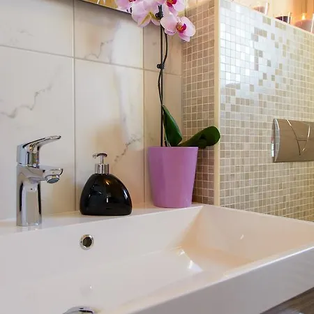 Topli Bok Apartamento *